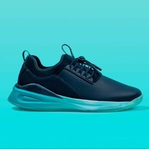 ❌SOLD❌ CLOVE | NWT Limited Edition Aqua Blue Shoes